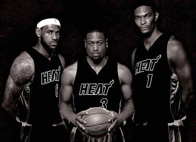 广岛主帅：能以一场胜利收官我感到高兴，比赛的过程极具挑战（广岛主帅：以胜利收官令人欣喜，比赛过程充满挑战）