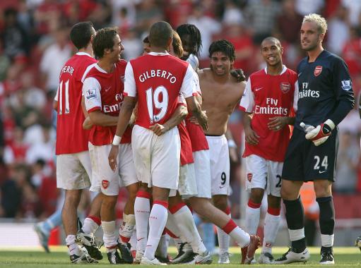 这是39岁？胡尔克远距离任意球直接爆射破门（39岁仍凶猛！胡尔克远距离任意球重炮破门）