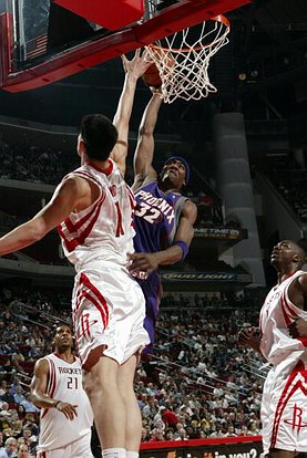 中超：广州队客场1-1战平浙江队（中超：广州客场1比1战平浙江）