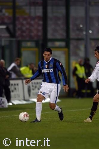 记者：纽卡和桑德兰有意贡多齐，拉齐奥估价2500-3000万欧（记者称纽卡、桑德兰有意引进贡多齐，拉齐奥要价2500万至3000万欧元）