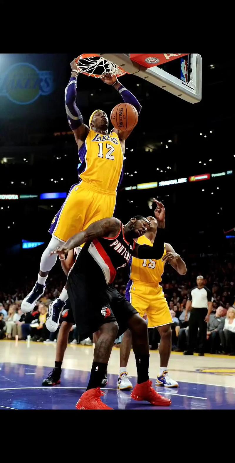 韩K半场：双方半场0射正，主队半场换3人，蔚山0-0济州（韩K半场：蔚山0-0济州，双方0射正，主队中场连换三人）